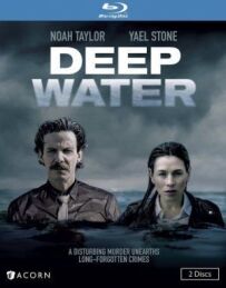 Під водою